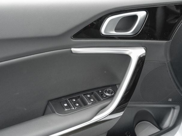 KIA Ceed SW 1.5T DCT Ultimate Edition Navi JBL ACC KIA Ceed SW 1.5T DCT Ultimate Edition Navi JBL ACC