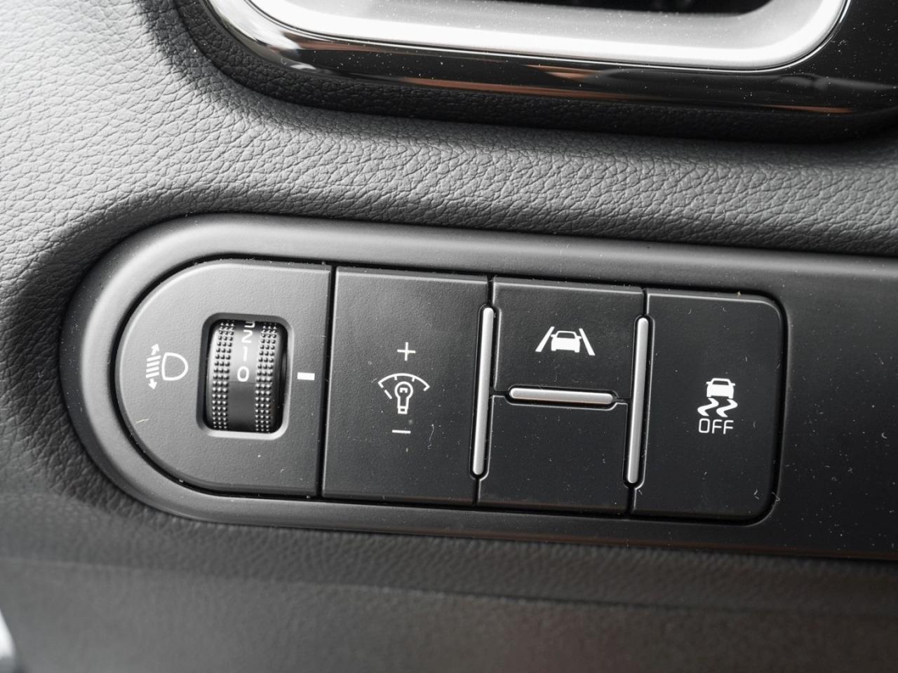 KIA Ceed SW 1.5T DCT Ultimate Edition Navi JBL ACC