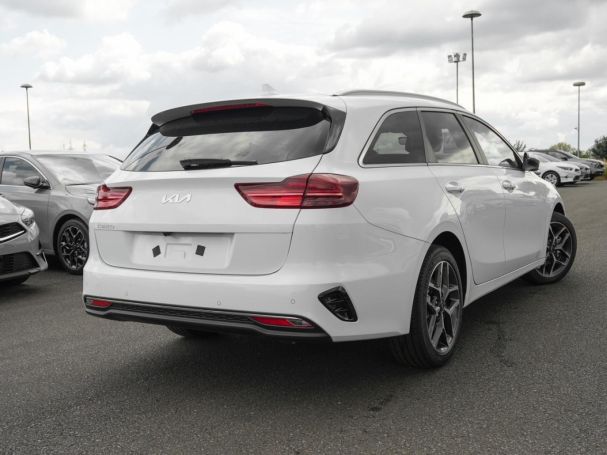 KIA Ceed SW 1.5T DCT Ultimate Edition Navi JBL ACC