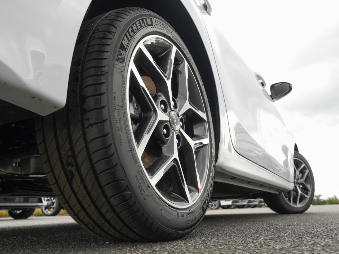 KIA Ceed SW 1.5T DCT Ultimate Edition Navi JBL ACC