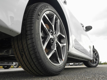 KIA Ceed SW 1.5T DCT Ultimate Edition Navi JBL ACC