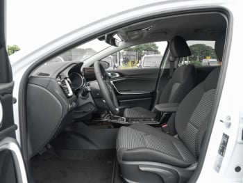 KIA Ceed SW 1.5T DCT Ultimate Edition Navi JBL ACC