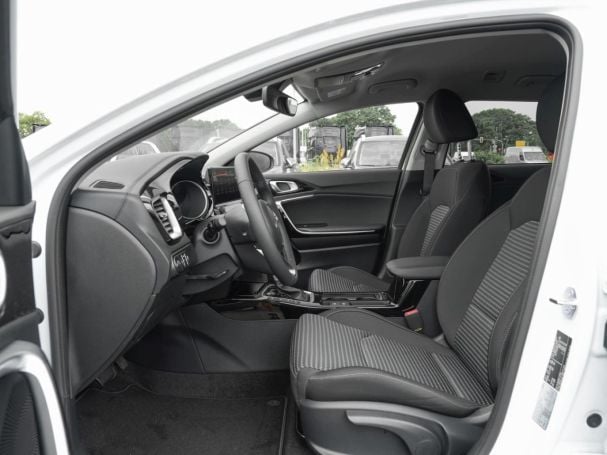 KIA Ceed SW 1.5T DCT Ultimate Edition Navi JBL ACC KIA Ceed SW 1.5T DCT Ultimate Edition Navi JBL ACC