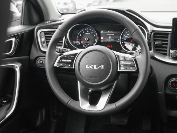 KIA Ceed SW 1.5T DCT Ultimate Edition Navi JBL ACC KIA Ceed SW 1.5T DCT Ultimate Edition Navi JBL ACC