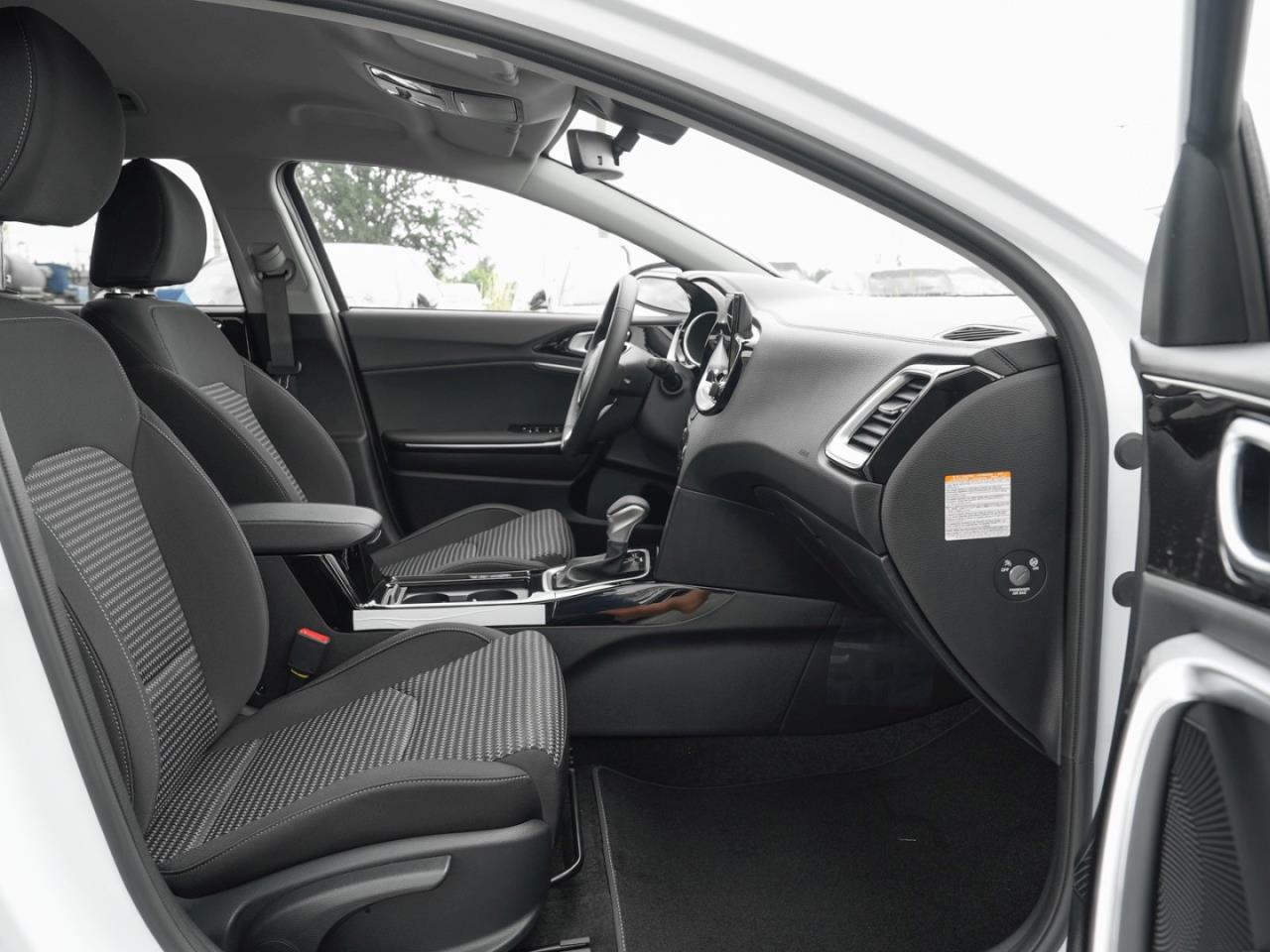 KIA Ceed SW 1.5T DCT Ultimate Edition Navi JBL ACC