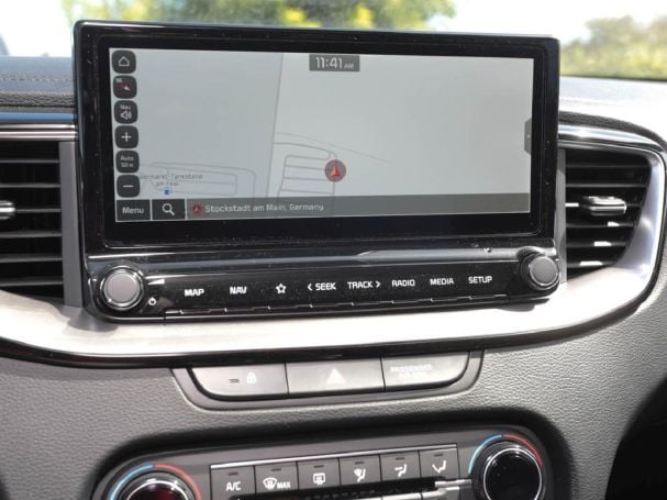 KIA Ceed SW 1.5T DCT Ultimate Edition Navi ACC Kamera KIA Ceed SW 1.5T DCT Ultimate Edition Navi ACC Kamera