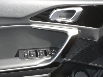 KIA Ceed SW 1.5T DCT Ultimate Edition Navi ACC Kamera