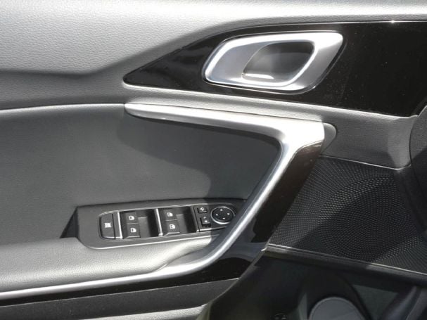 KIA Ceed SW 1.5T DCT Ultimate Edition Navi ACC Kamera KIA Ceed SW 1.5T DCT Ultimate Edition Navi ACC Kamera