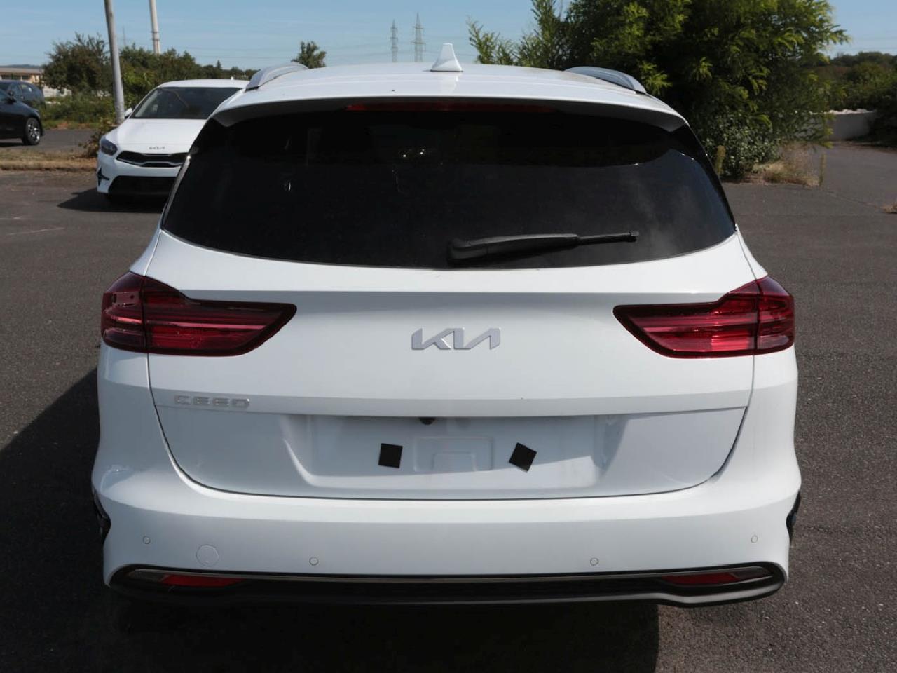 KIA Ceed SW 1.5T DCT Ultimate Edition Navi ACC Kamera