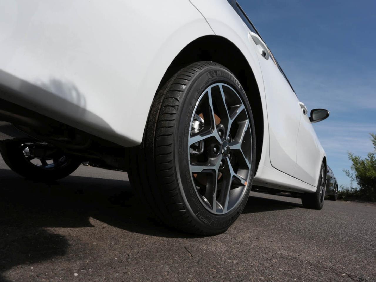 KIA Ceed SW 1.5T DCT Ultimate Edition Navi ACC Kamera