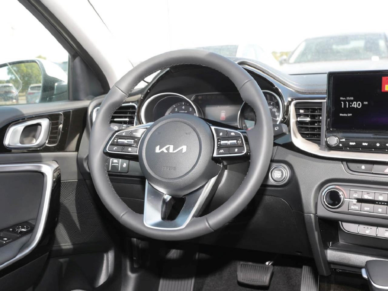 KIA Ceed SW 1.5T DCT Ultimate Edition Navi ACC Kamera