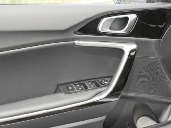 KIA Ceed SW 1.5T DCT Ultimate Edition Navi ACC Kamera