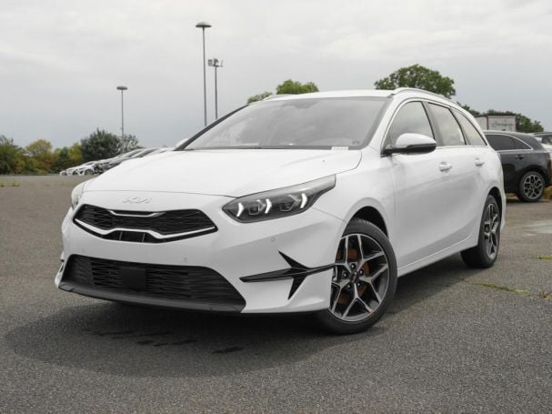 KIA Ceed SW 1.5T DCT Ultimate Edition Navi ACC Kamera