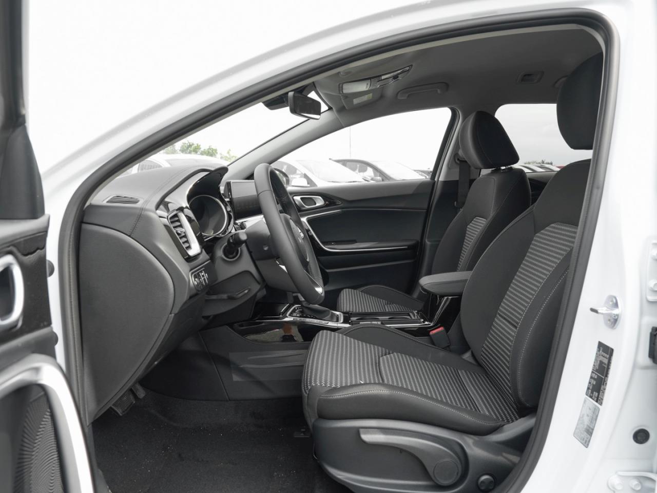 KIA Ceed SW 1.5T DCT Ultimate Edition Navi ACC Kamera