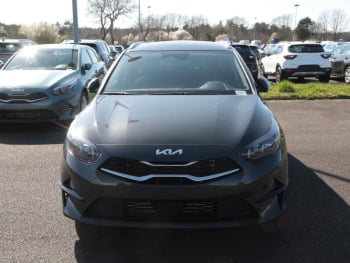 KIA Ceed SW 1.5T DCT Ultimate Edition Navi Kamera JBL