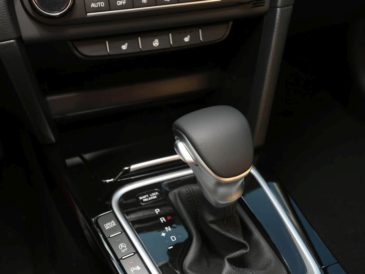 KIA Ceed SW 1.5T DCT Ultimate Edition Navi ACC Kamera