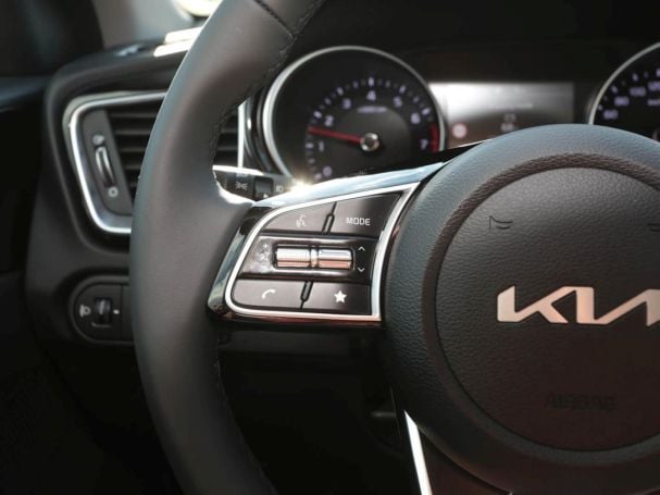 KIA Ceed SW 1.5T DCT Ultimate Edition Navi ACC Kamera KIA Ceed SW 1.5T DCT Ultimate Edition Navi ACC Kamera