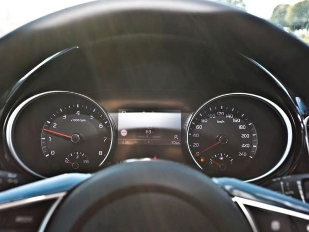 KIA Ceed SW 1.5T DCT Ultimate Edition Navi ACC Kamera