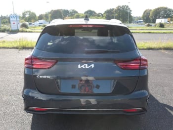 KIA Ceed SW 1.5T DCT Ultimate Edition Navi ACC Kamera