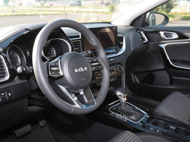 KIA Ceed SW 1.5T DCT Ultimate Edition Navi ACC Kamera KIA Ceed SW 1.5T DCT Ultimate Edition Navi ACC Kamera