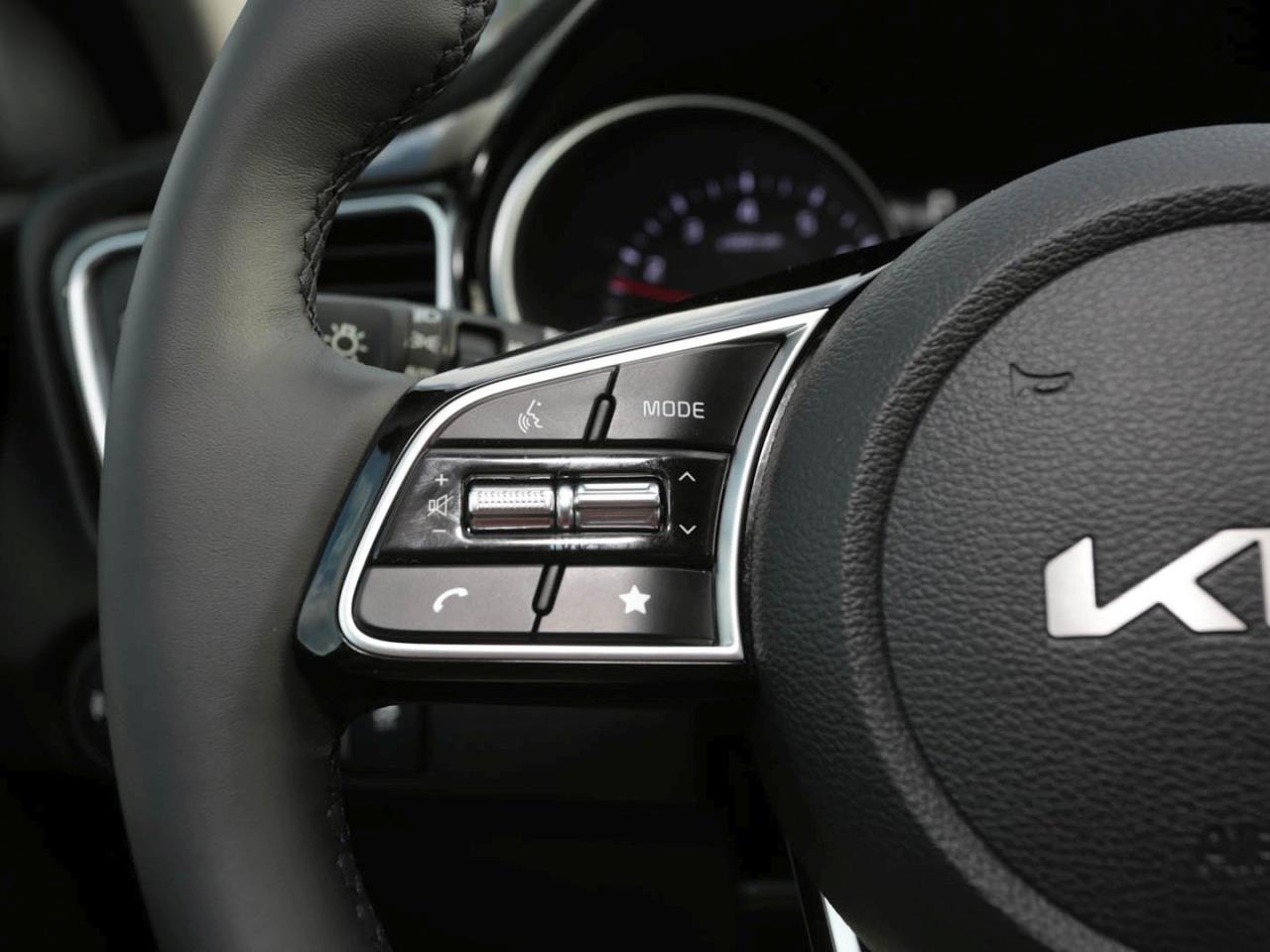 KIA Ceed SW 1.5T DCT Ultimate Edition Navi ACC Kamera