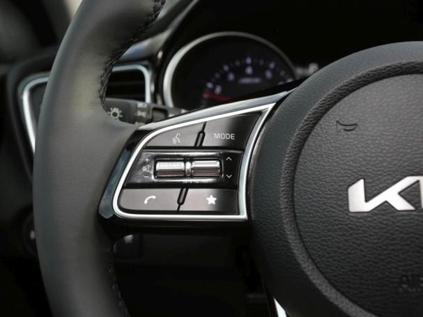 KIA Ceed SW 1.5T DCT Ultimate Edition Navi ACC Kamera