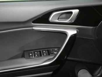 KIA Ceed SW 1.5T DCT Ultimate Edition Navi ACC Kamera