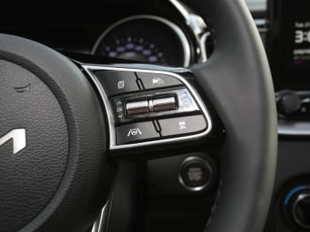 KIA Ceed SW 1.5T DCT Ultimate Edition Navi ACC Kamera