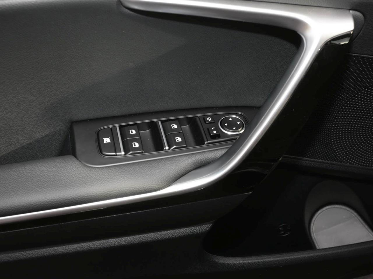 KIA Ceed SW 1.5T DCT Ultimate Edition Navi ACC Kamera