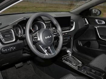 KIA Ceed SW 1.5T DCT Ultimate Edition Style Kamera