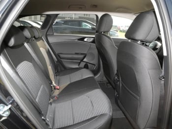 KIA Ceed SW 1.5T DCT Ultimate Edition Navi Kamera ACC