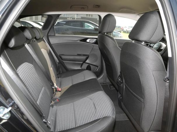 KIA Ceed SW 1.5T DCT Ultimate Edition Navi Kamera ACC KIA Ceed SW 1.5T DCT Ultimate Edition Navi Kamera ACC