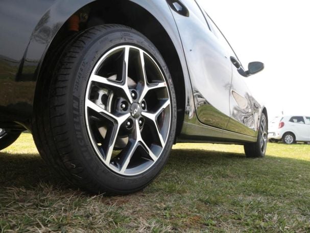 KIA Ceed SW 1.5T DCT Ultimate Edition Navi Kamera ACC KIA Ceed SW 1.5T DCT Ultimate Edition Navi Kamera ACC
