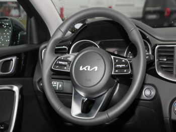 KIA Ceed SW 1.5T DCT Ultimate Edition Style Kamera