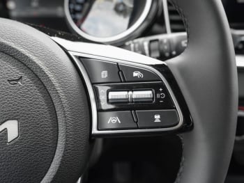 KIA Ceed SW 1.5T DCT Ultimate Edition Navi Kamera ACC