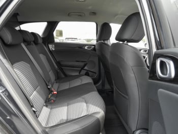 KIA Ceed SW 1.5T DCT Ultimate Edition Navi Kamera ACC