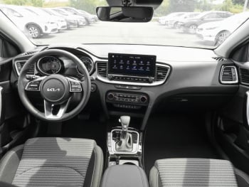 KIA Ceed SW 1.5T DCT Ultimate Edition Navi Kamera ACC