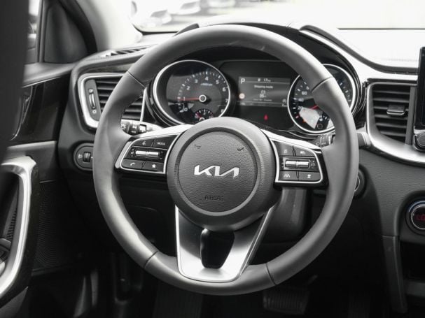 KIA Ceed SW 1.5T DCT Ultimate Edition Navi Kamera ACC KIA Ceed SW 1.5T DCT Ultimate Edition Navi Kamera ACC