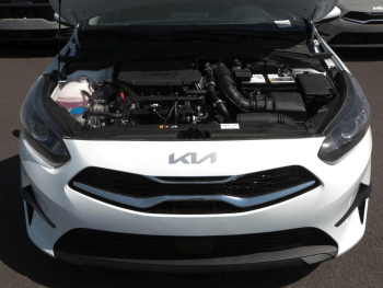 KIA Ceed SW 1.5T DCT Vision Navi Lenkradheizung ACC