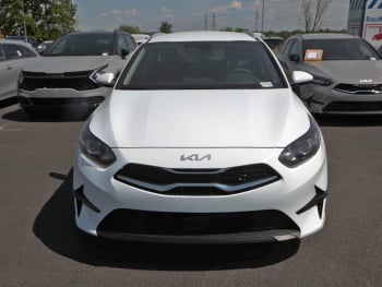 KIA Ceed SW 1.5T DCT Vision Navi Lenkradheizung ACC