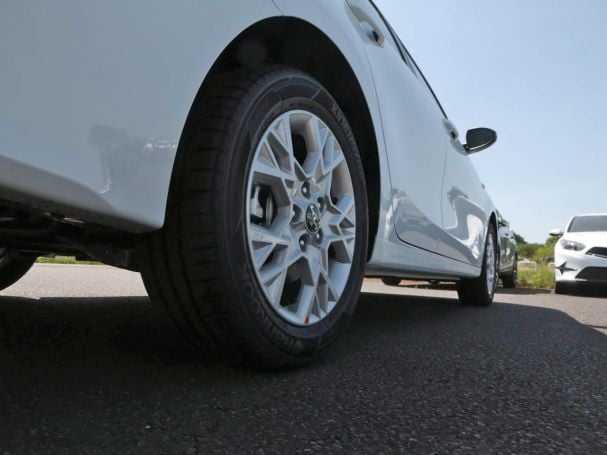 KIA Ceed SW 1.5T DCT Vision Navi Lenkradheizung ACC KIA Ceed SW 1.5T DCT Vision Navi Lenkradheizung ACC