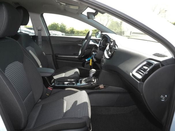 KIA Ceed SW 1.5T DCT Vision Navi Lenkradheizung ACC KIA Ceed SW 1.5T DCT Vision Navi Lenkradheizung ACC