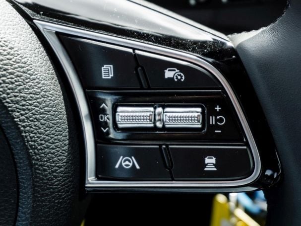 KIA Ceed SW 1.5T DCT Vision Navi ACC Kamera SHZ KIA Ceed SW 1.5T DCT Vision Navi ACC Kamera SHZ