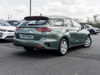 KIA Ceed SW 1.5T DCT Vision Navi ACC Kamera SHZ