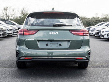 KIA Ceed SW 1.5T DCT Vision Navi ACC Kamera SHZ