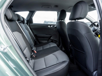 KIA Ceed SW 1.5T DCT Vision Navi PDC Kamera SHZ