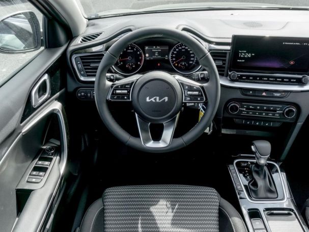 KIA Ceed SW 1.5T DCT Vision Navi PDC Kamera SHZ KIA Ceed SW 1.5T DCT Vision Navi PDC Kamera SHZ