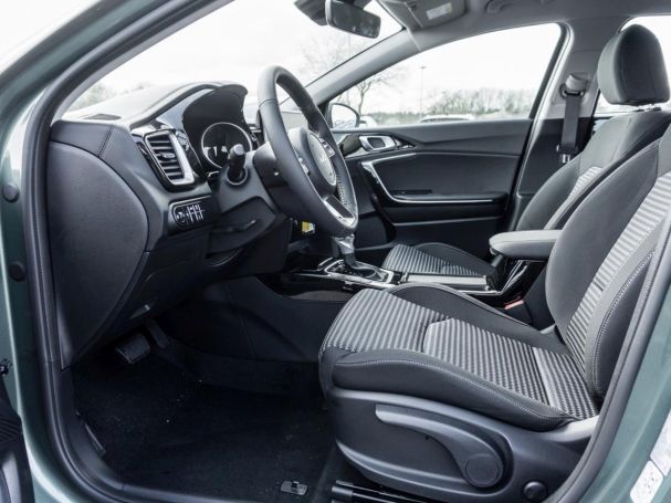 KIA Ceed SW 1.5T DCT Vision Navi PDC Kamera SHZ KIA Ceed SW 1.5T DCT Vision Navi PDC Kamera SHZ