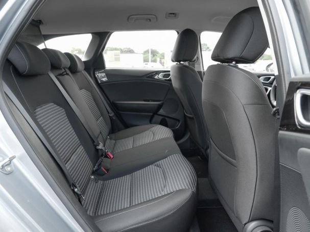 KIA Ceed SW 1.5T DCT Vision Navi Rückfahrkamera ACC KIA Ceed SW 1.5T DCT Vision Navi Rückfahrkamera ACC