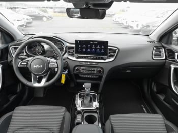 KIA Ceed SW 1.5T DCT Vision Navi Rückfahrkamera ACC